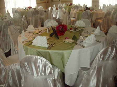 Table Runners and Overlay